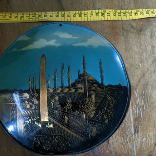 Souvenir antiques set of 9 pieces