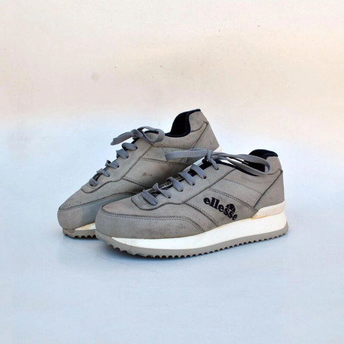 Ellesse Suede Sneakers vintage 90s, size 37, like new