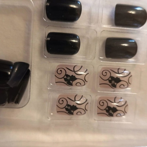 Nail decoration set, assorted pieces