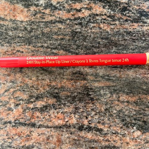 Double Wear 24H Stay-in-Place Lip Liner 18 Red new