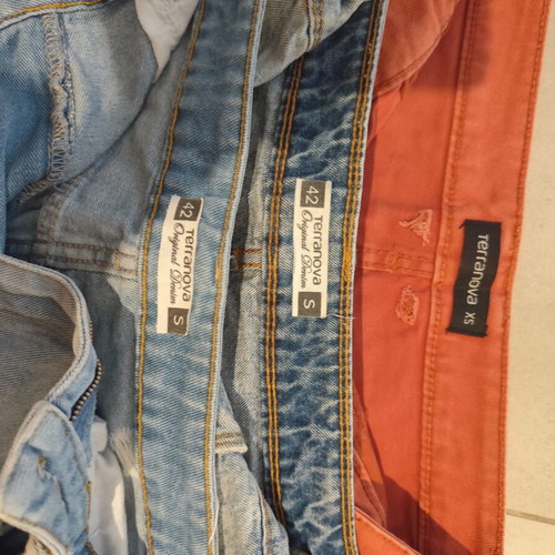 Set of 3 shorts and 2 skirts XS/S like new