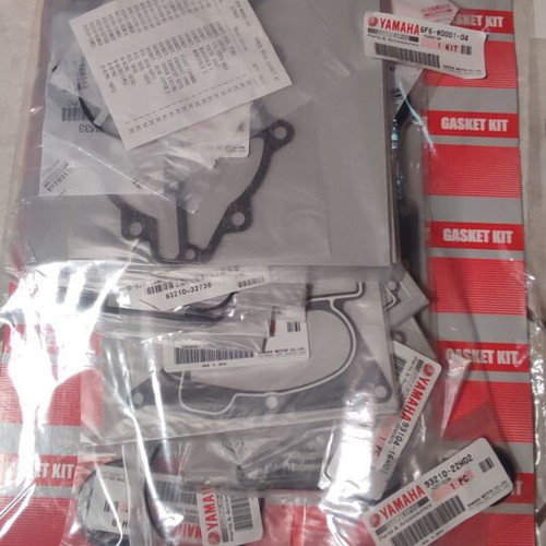 Yamaha Mariner 40HP Genuine Gasket Kit and Piston Rings new