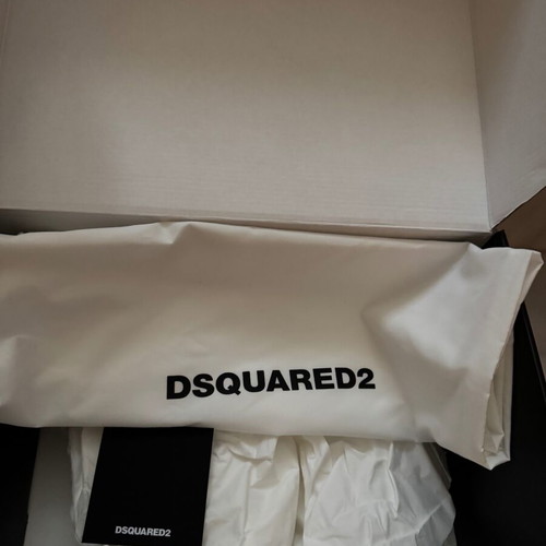 Dsquared2 sneakers like new, size 43, white and beige