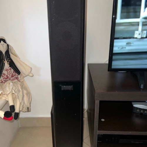 Eltax Hollywood MKIII black speakers like new, floor-standing pair with woofer