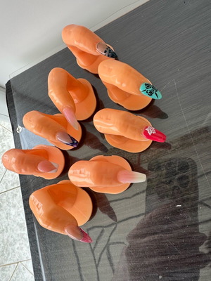 Nail samples like new