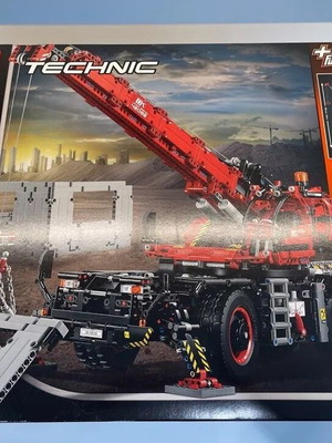 Lego Technic 42082 Rough Terrain Crane new sealed
