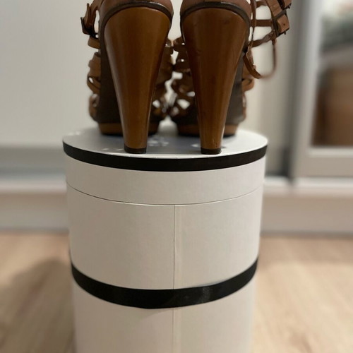Zara sandals used brown size 39