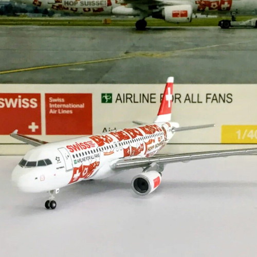 Herpa Airbus A320 Swiss collectible model airplane 1/400 scale new