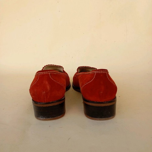 Vavoulas castor moccasins used, brick color