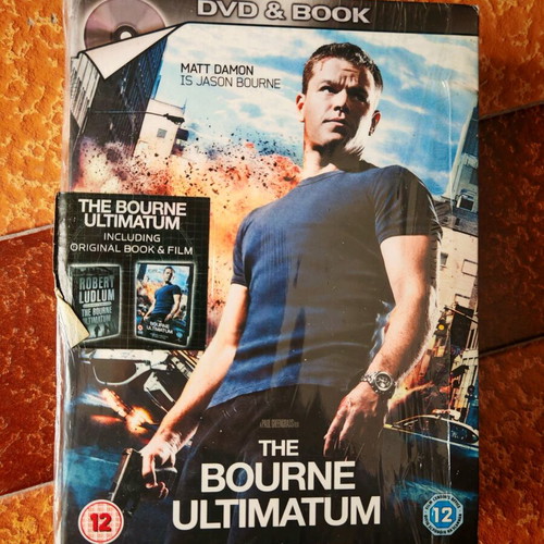 The Bourne Trilogy special DVD and book editions like new, Greek subtitles