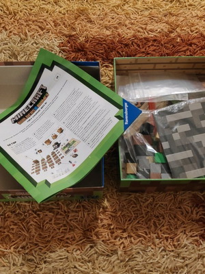 Επιτραπέζιο παιχνίδι Minecraft Builders & Biomes καινούργιο