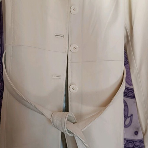 Ecru leather coat like new