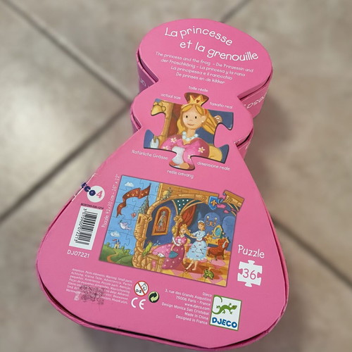 Djeco Puzzle The Princess and the Frog 36 Pieces like new for ages 4+