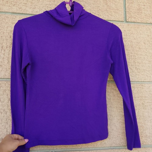 Purple turtleneck sweater S/M