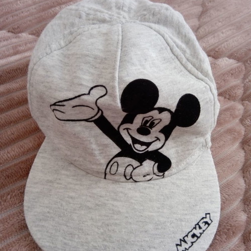 H&M Baby Hat up to 12 Months used