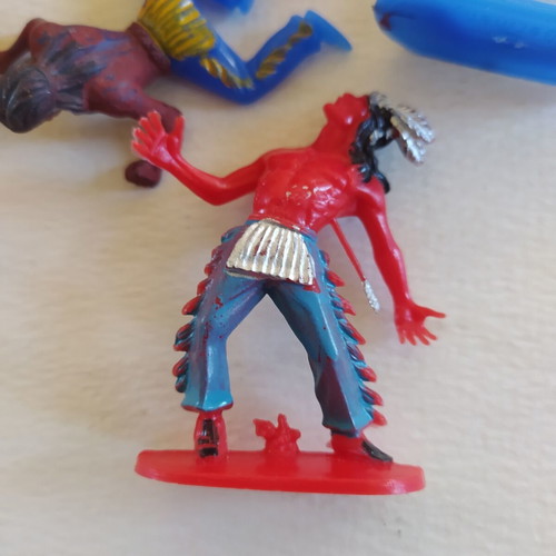 Vintage plastic Wild West figures & totem, W. Germany Jean Höfler '60s/'70s