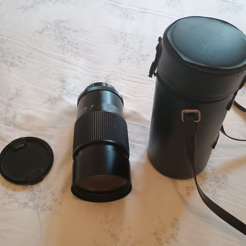 Vivitar 85-205mm f/3.8 Telephoto Lens with Minolta MD Mount like new