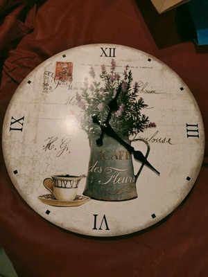 Wall clock for kitchen like new, analog, 33 cm diameter