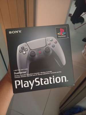 DualSense Limited Edition χειριστήριο PlayStation 5 καινούργιο, αχρησιμοποίητο