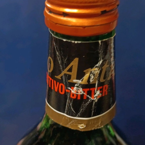 Vintage Rosso Antico bottle sealed, 1970s/1980s