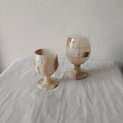 Set of 2 vintage wine glasses made of natural onyx stone like new