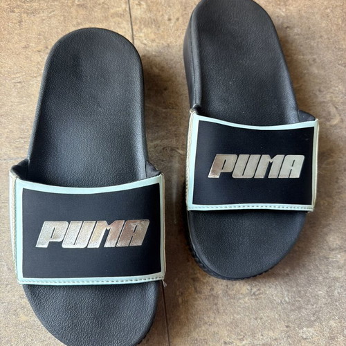 Puma slippers size 38 like new, black