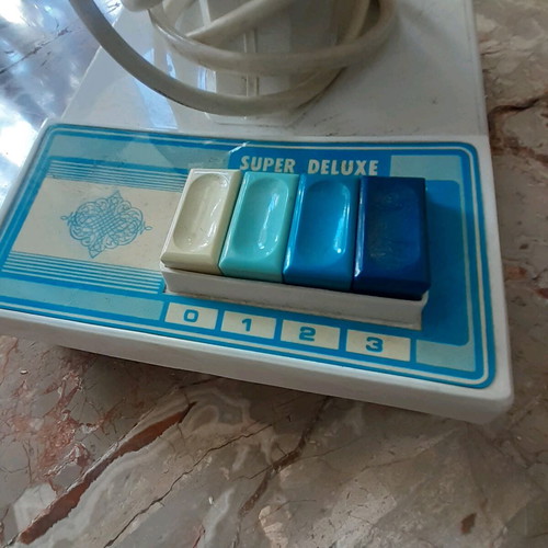Ηλεκτρικός ανεμιστήρας Crown vintage σαν καινούργιο με μπλε πτερύγια