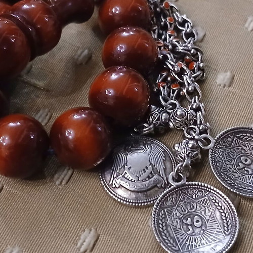 Bakelite Komboloi worry beads used, 33 beads, 1990s Syria