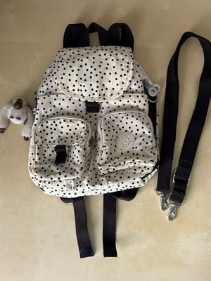 Kipling mini backpack like new, black and white