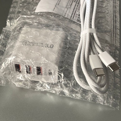 Charger set 20W with 1x USB-C, 3x USB-A and MU2G3ZM/A Apple cable new