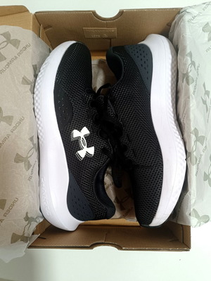 Under Armour Charged Surge 4 αθλητικά παπούτσια νούμερο 43 καινούργια μαύρο άσπρο
