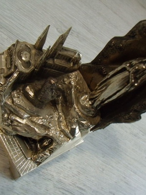 Метална музикална фигура употребявана, Les Basiliques La Grote Lourdes