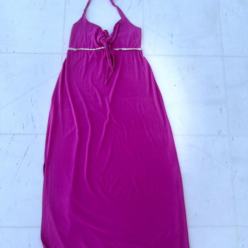 Fuchsia Maxi Summer Dress like new, halterneck with bow and lace