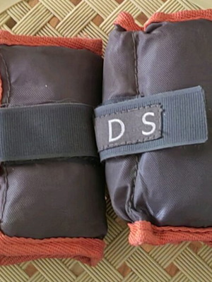 Weight wristbands like new, 2x1.5/2x2.5 kg