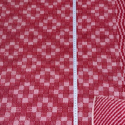 Woven blanket dimensions 1.70 x 2.06, never used