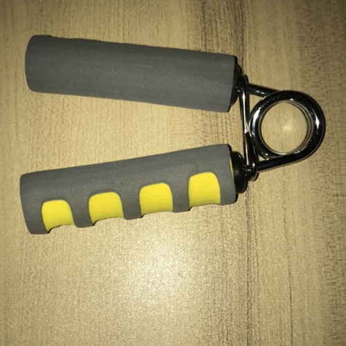 Fitness hand grip tool like new, set of two