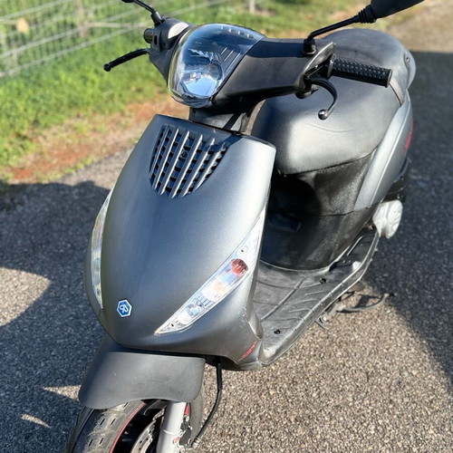 Piaggio ZIP 50 4T 7000χλμ 2023 σαν καινούργιο