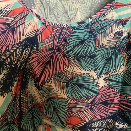Crop top Minkpink like new, size Small, multi colour