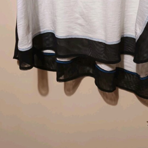 Mat Fashion white asymmetrical blouse like new, size XL