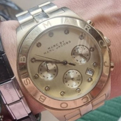Marc Jacobs MBM 3101 women's watch used, gold color