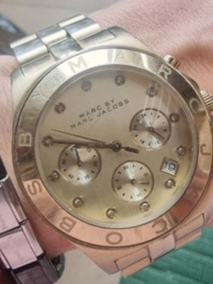 Marc Jacobs MBM 3101 women's watch used, gold color