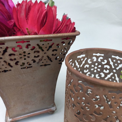 Decorative set Cache-pot and candle holder by Sia like new