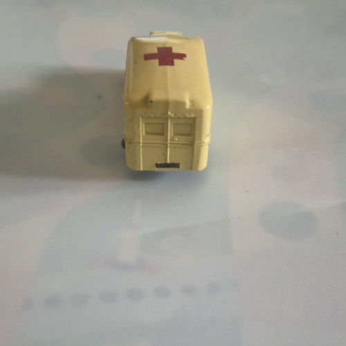 Matchbox Lesney No. 14 Daimler Ambulance used, 1:64 scale, 1954-1957