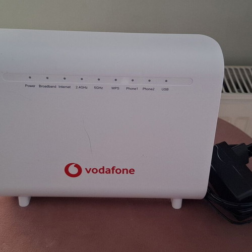 Router ZTE Vodafone ZXHN H268Q like new with power adapter