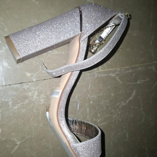Migato women's metallic sandals like new, size 40