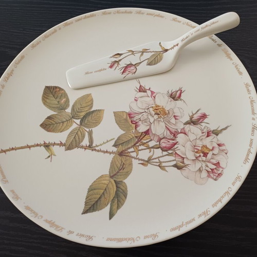 Porcelain cake stand with base and serving spatula MCA Home Collection like new