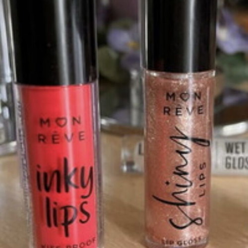 Lips Mon Reve with 2+1 gift, new