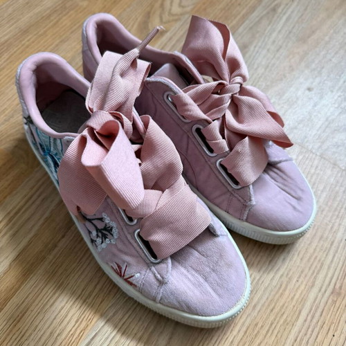Puma embroidered sneakers used, pink, size 36