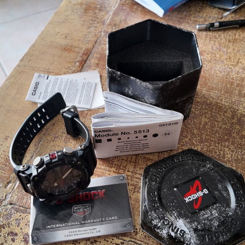 Casio G-Shock GG-B100 watch like new, black