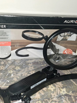 Μεγεθυντικός φακός καινούργιος